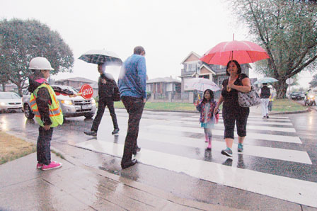 ���񳱼��˵��¼��ô�ʫʡ��Сѧ�����6000��