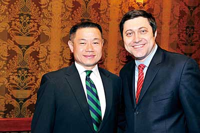 ��4�������Ʊ��ѡŦԼ�г������ݷ򸾱�ˮһս