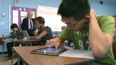 �����������˼ҳ�������Ů������ѧ��������׷��