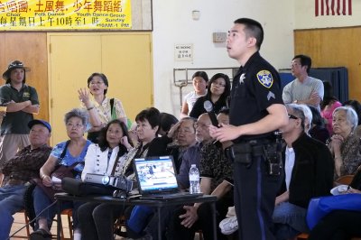 美国屋仑华埠举办安全博览会提高民众自保能力