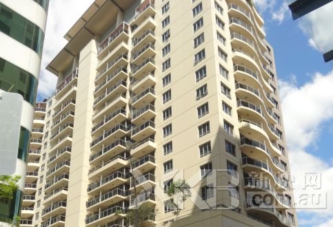 澳洲版“蜗居”频上演华人移民长者陷两难境地