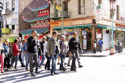 美政府停摆热门景点关闭游客寻他地观光带旺华埠