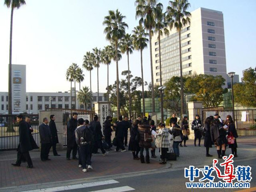 日华人家长为考学砸钱儿女高考均需50万日元(图)