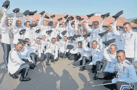 ����¼ȡ�ż��������Ǿ������ģ��Ƹ���ᾯԱ