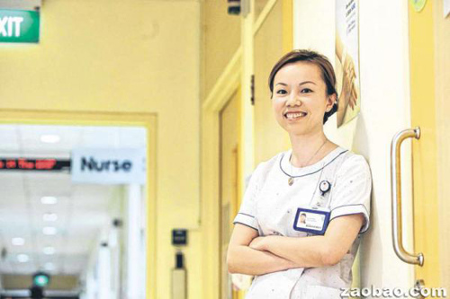 新加坡外来华人护士:最重要是学会聆听病人(图)