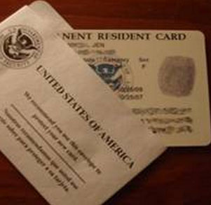 美患癌华裔男子遭抢丢失绿卡未找回两劫匪被判刑