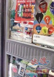 抓小偷遭报复马德里一华人食品店遇爆炸物袭击