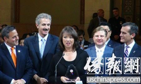 美洛杉矶庆祝亚太裔传统月华裔法律分析师获奖