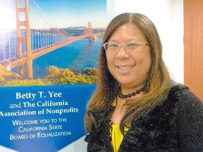 华裔女性竞选加州主计长吁亚裔选民及早投票(图)