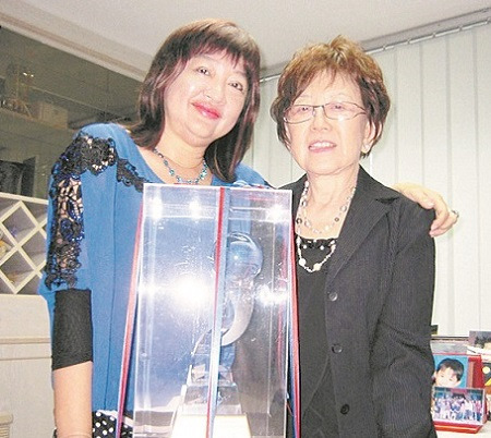 ��������Ůǿ���̽紳��һƬ�������Ůƽ�ȣ�ͼ��