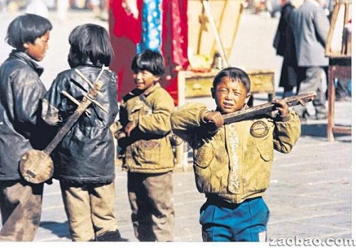 �����¼��»�����Ӱʦ������:�Ǽ���д��ҡ���ͼ��