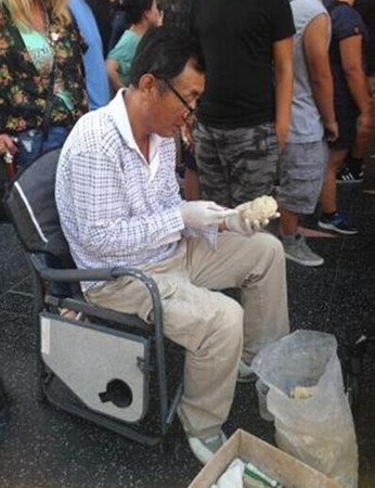 �������ͷ����չʾ�������ؾ��ڿ��Ҫ��ɫ��ͼ��