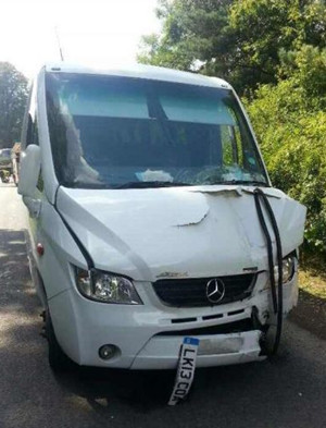 �й��˸�Ӣ�������Ƚ������𳵻��¶������ˣ�ͼ��