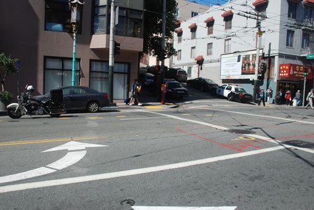 �ɽ�ɽ�������˱�ײ��ʱ�ݣ���һ������������