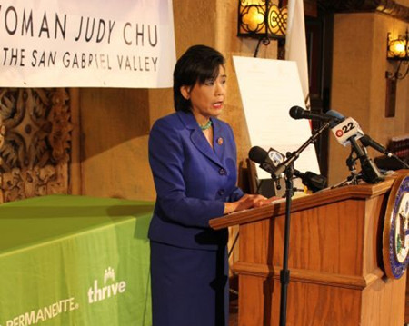 美华裔国会议员起草妇女家暴法提案待国会表决