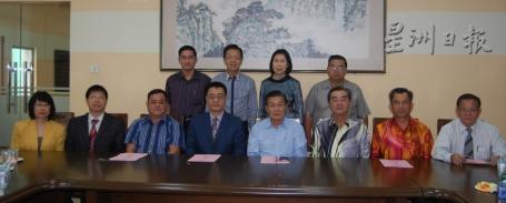 驻马来西亚大使馆领事参赞赞马百年华教体系完整