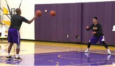 林书豪顶替纳什晋湖人首发将与科比并肩作战(图)