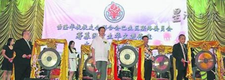 大马华裔考生为全A弃考华文华文师资恐受影响