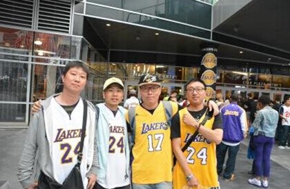 林书豪获华人粉丝热情支持团购包厢开“篮球趴”