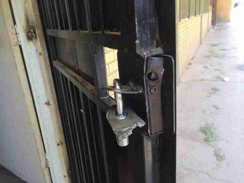 南非一华人仓库凌晨被盗仓库内安保系统全遭破坏