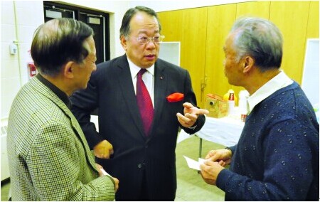 加拿大华裔国会议员竞逐连任积极备战华裔捧场