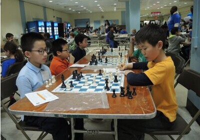 纽约校际西洋棋大赛举行华裔学生表现优异(图)