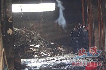 西班牙一大型华人百元店失火周边200多人疏散