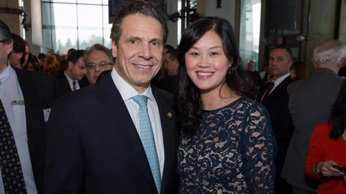 ŦԼ�ݳ������������������Ա�����°�����й�