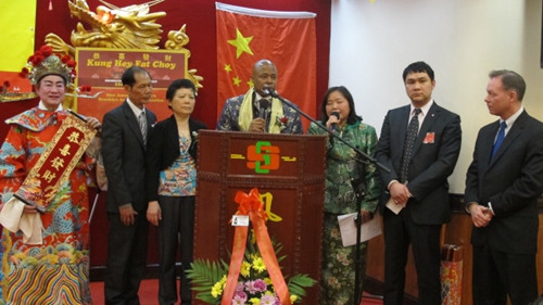 纽约八大道牌楼将刻上殉职华裔警察刘文健名字