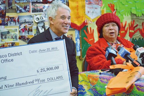 美华裔妇女被骗2万余美元8年后成功讨回(图)