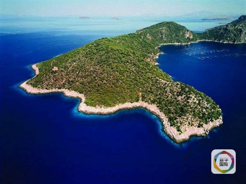 希腊卖岛还债是真是假去希腊买个岛玩玩靠谱吗？