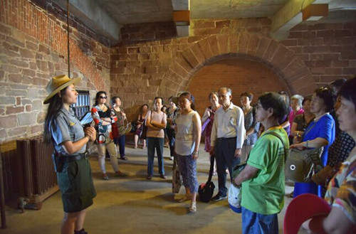 ����200����ʷ�ű��׶ȿ���Ƹ�����򵼽�����ʷ