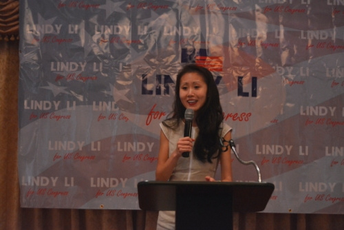 24�껪��ƴ�����������������Ա������ý���ע