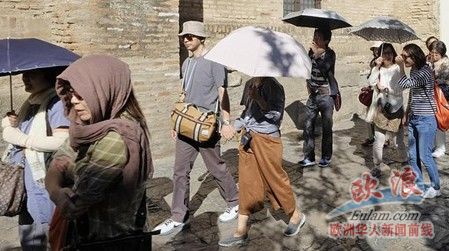 赴西班牙中国游客吐槽如厕难:一整天都在找厕所