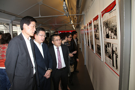 �������뿹��ս����ͼƬչ��������¼�Ȱ�����