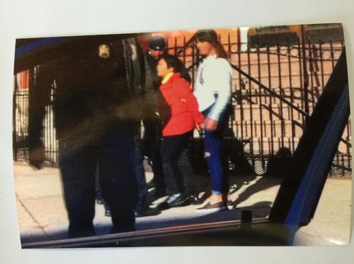 ������Ů�ӻ��ɻ������Զ���3���±��������ס