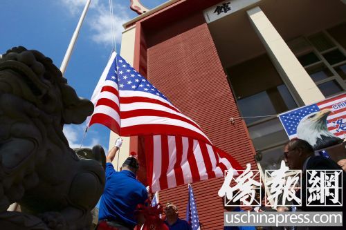 洛杉矶华裔民选官员:移民的忠诚度仍遭质疑(图)