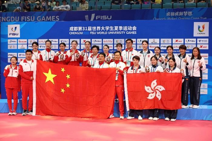 乒乓球女子团体赛后中国队与中国香港队合影