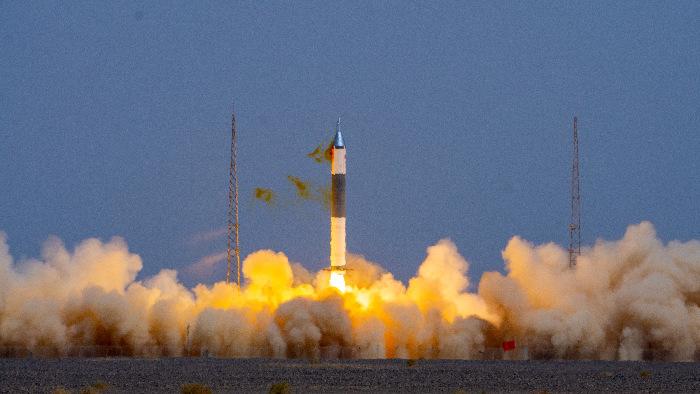中国成功发射武汉一号等4颗卫星