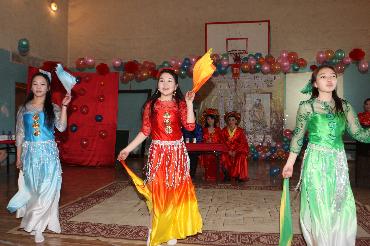 蒙古国乌兰巴托学院举办第十一届汉语节活动