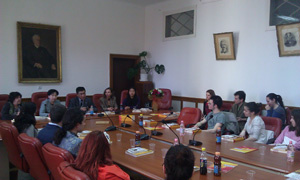 驻罗马尼亚大使与布加勒斯特大学汉语系师生座谈