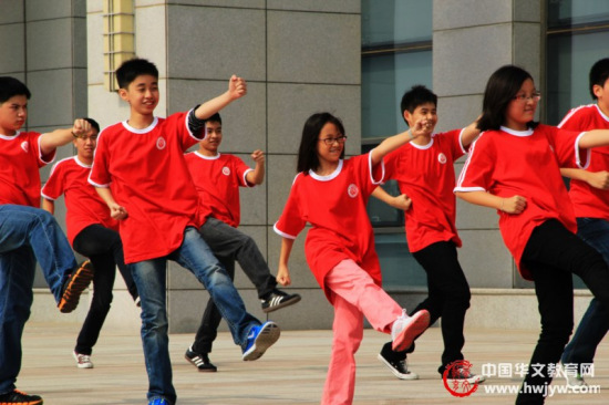 学武术听京剧菲律宾华裔青少年在京感受中华文化