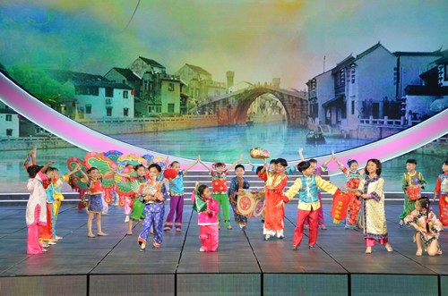温州市少艺校华文班表演节目首次登上央视舞台
