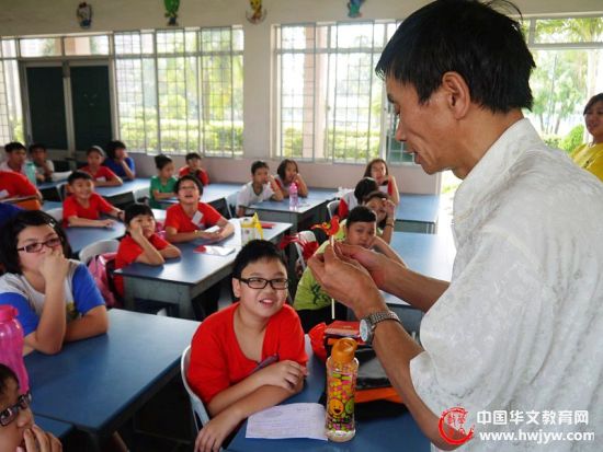 “中华文化大乐园”吉隆坡营面塑艺术受欢迎