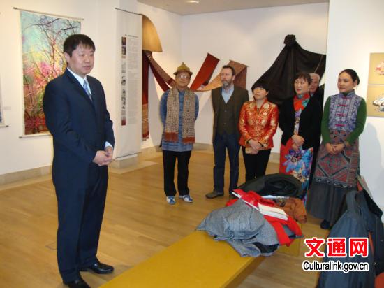 中国丝绸文化周在英国伦敦大学拉开帷幕