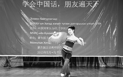 蒙古国中国文化热升温蒙青少年学汉语成潮流