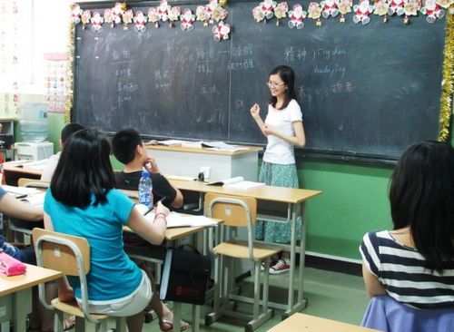 ����ŷ��ʱ������ѧУѧ��������ھ���ѧ�