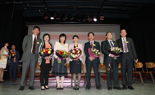 �������ʽ�ѧ��Դ����¹�ص���������ѧУ�ϲ�