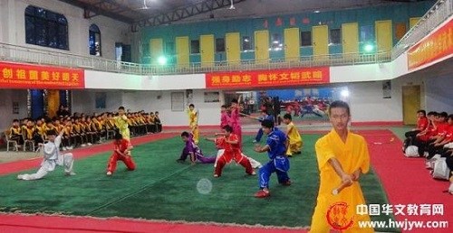 新加坡美雅小学“中国寻根之旅冬令营”泉州开营