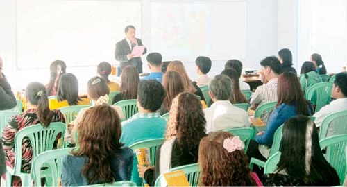 缅甸一中文学校召开座谈会传播中华文化获赞